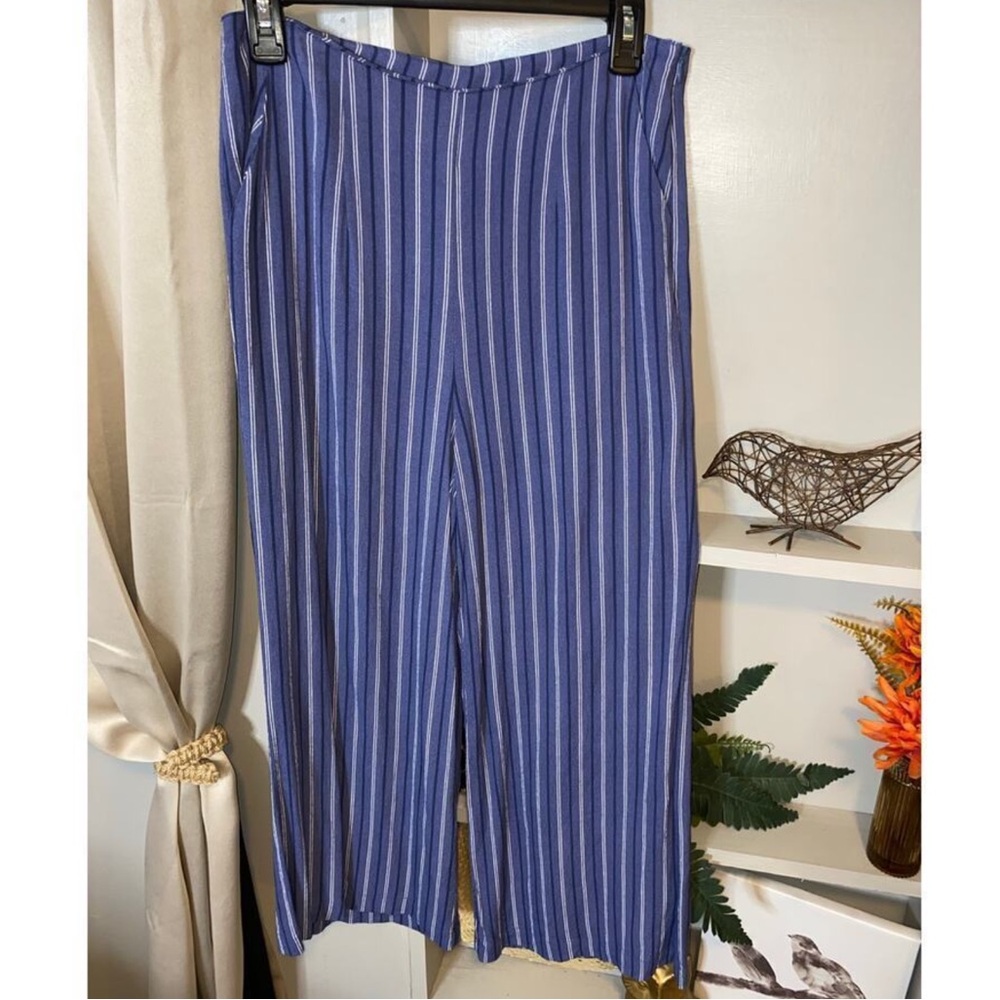 By Together Blue Striped Pants size small